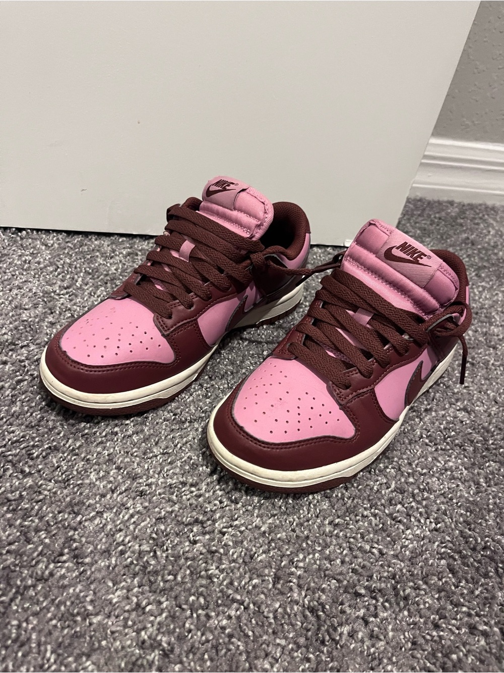 Nike Women’s Low-Top Sneakers in Pink and Burgundy